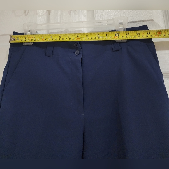 Nike Golf dri-fit shorts - Picture 3 of 6